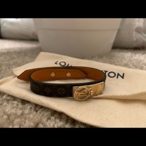 NEW never worn Louis Vuitton Bracelet